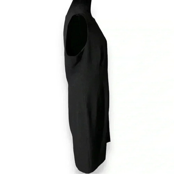 Tommy Hilfiger Size 12 Classic Little Black Dress Sleeveless Fitted Knee Length - Picture 14 of 15